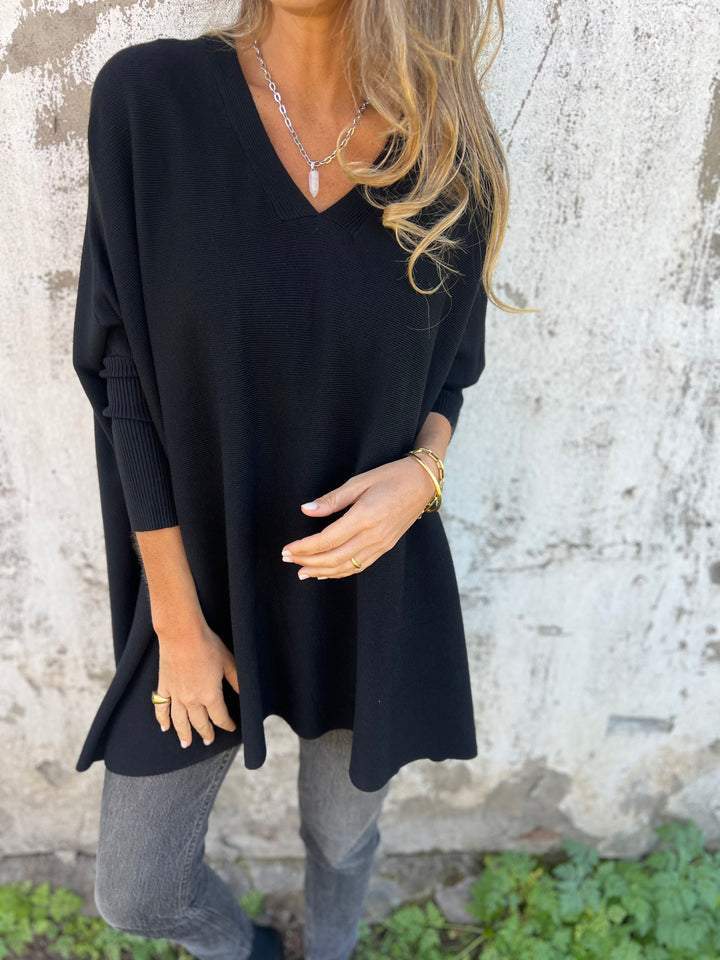 Mopura | Sweter Oversize z Dekoltem V